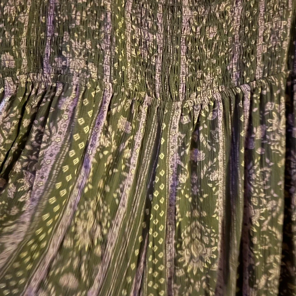 Smocked WB Jumpsuit - Picture 9 of 9